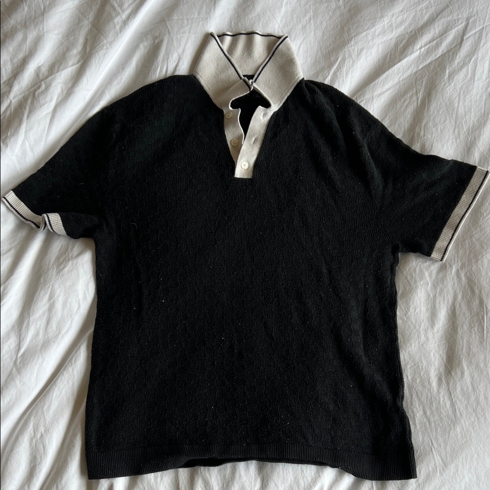 A&F knit polo in great condition